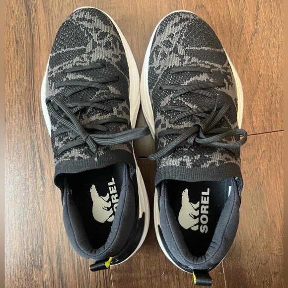 Sorel Shoes - Sorel Black Womans Runners